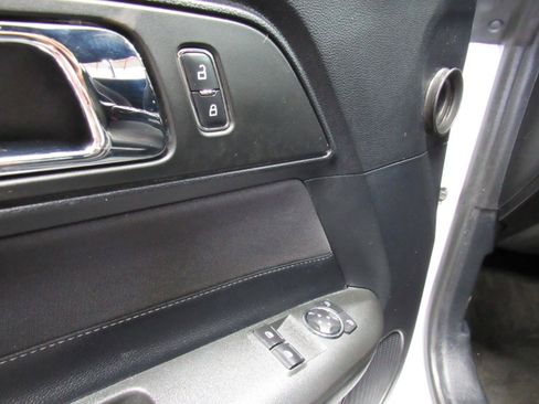 Used 2016 Ford Mustang Coupe w/ Equipment Group 051A RWD image 14