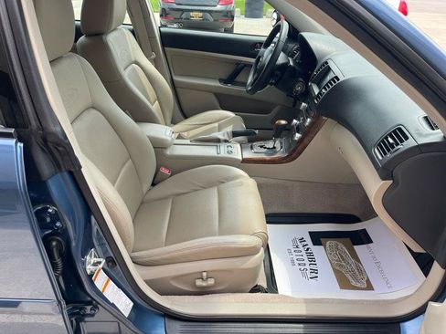 Used 2007 Subaru Outback 2.5i Limited L.L. Bean AWD/4WD image 44