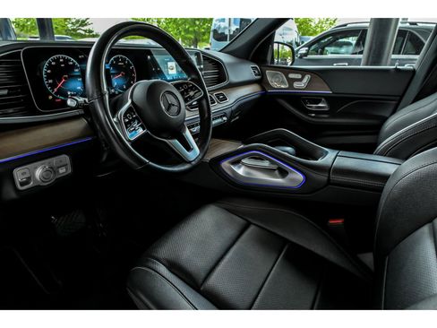 Used 2021 Mercedes-Benz GLE 350 4MATIC w/ Premium Package image 8