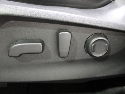 Used 2019 Subaru Forester Limited w/ Popular Package #3 image 4