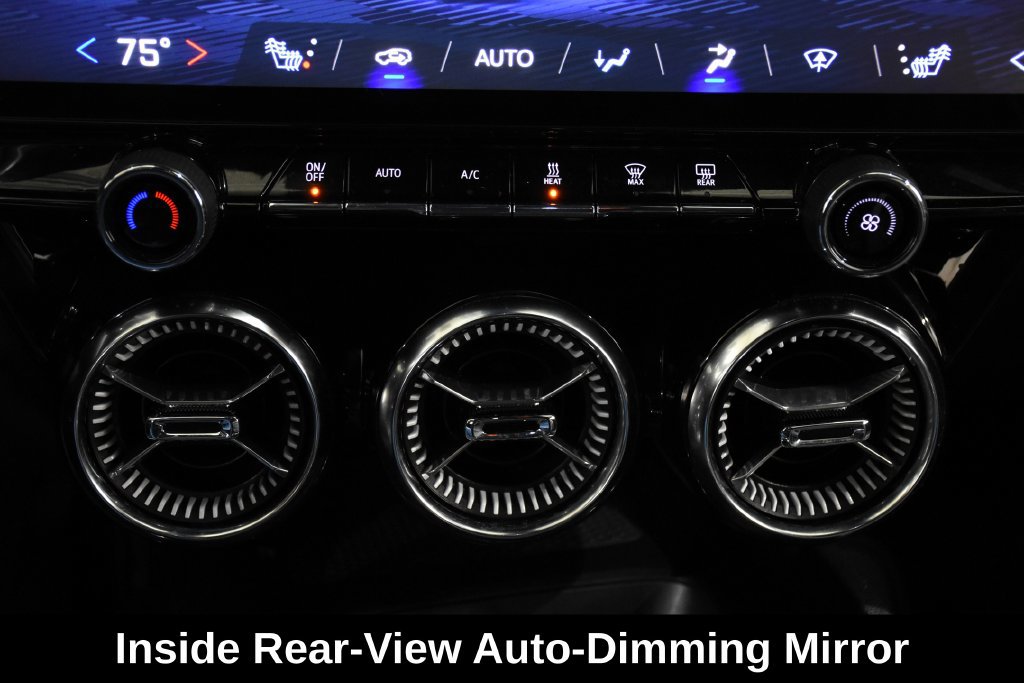 Used 2024 Chevrolet Blazer EV LT AWD/4WD image 26