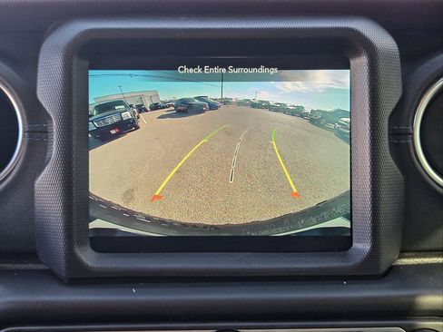 Used 2021 Jeep Wrangler Unlimited Rubicon 4xe w/ Steel Bumper Group image 17