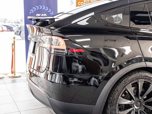 Used 2024 Tesla Model X AWD/4WD image 13