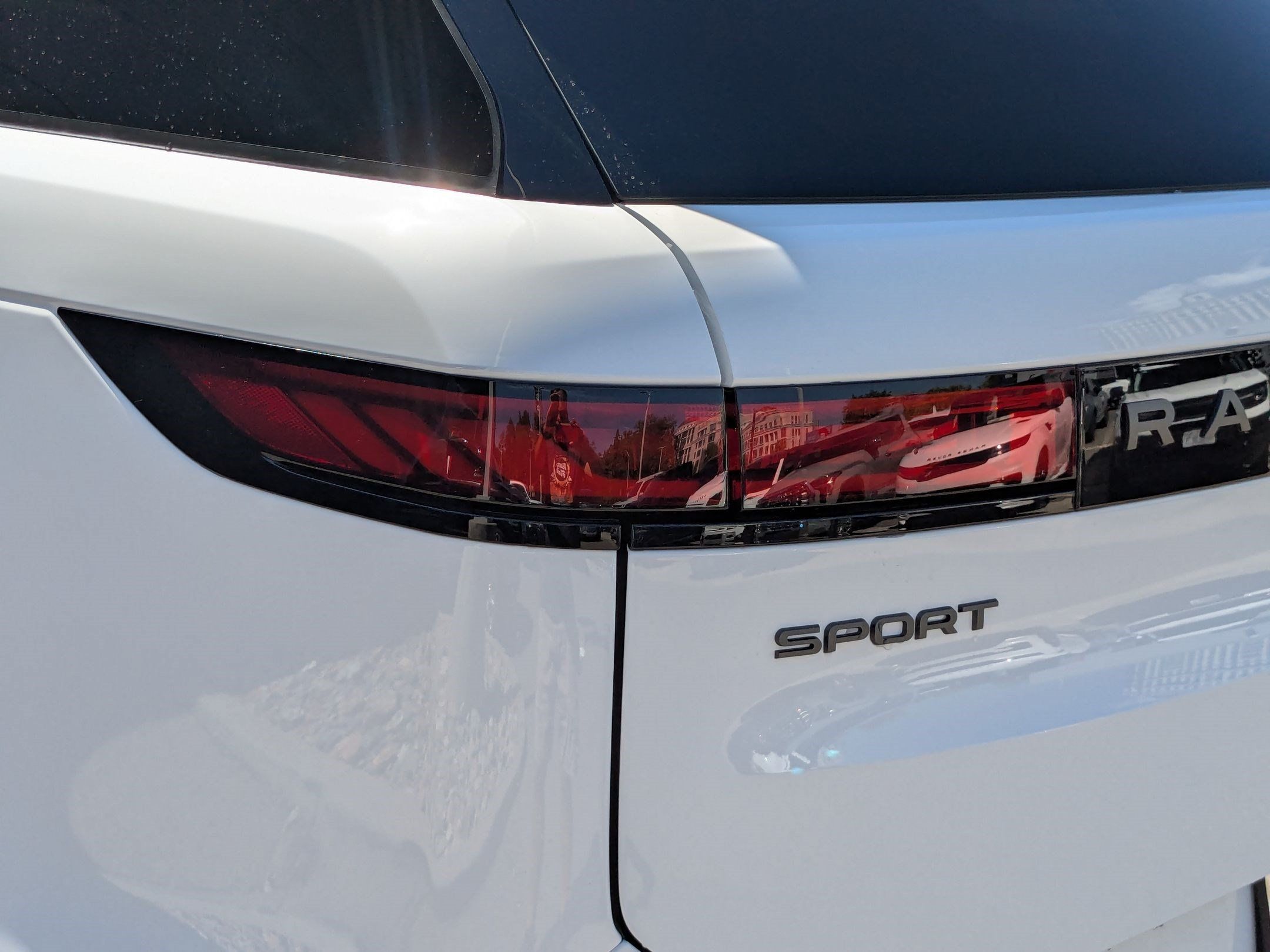 New 2026 Land Rover Range Rover Sport Dynamic SE AWD/4WD image 11