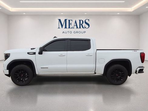 Used 2024 GMC Sierra 1500 Elevation AWD/4WD image 2