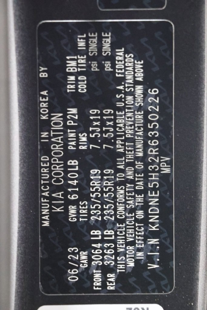 Used 2024 Kia Carnival SX Prestige FWD image 39