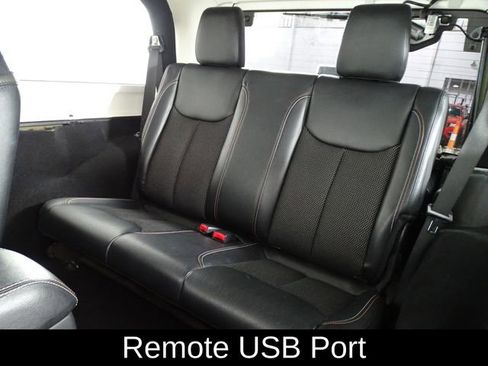 Used 2017 Jeep Wrangler 75th Anniversary image 10