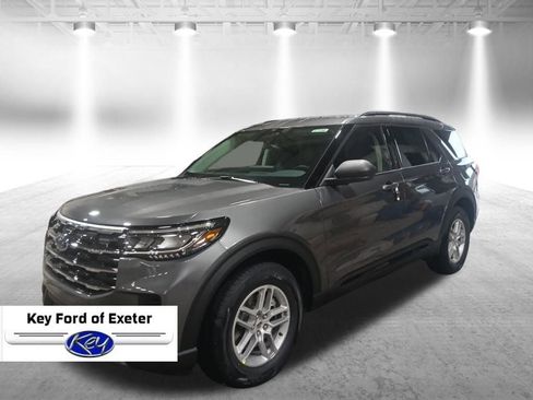 New 2026 Ford Explorer Active image 7