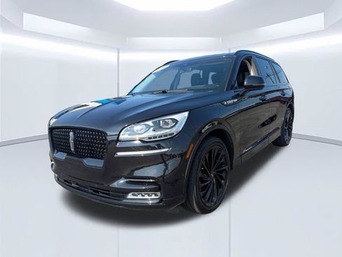 Used 2023 Lincoln Aviator Reserve w/ Equipment Group 201A RWD image 6