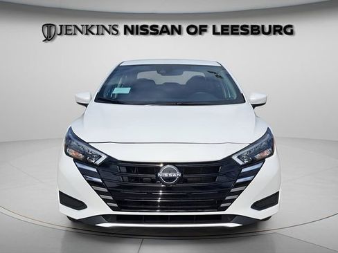 Used 2025 Nissan Versa SV w/ Trunk Package image 10