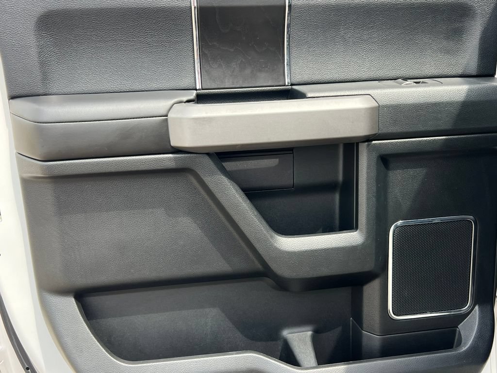 Used 2019 Ford F150 Platinum w/ Equipment Group 701A Luxury AWD/4WD image 40