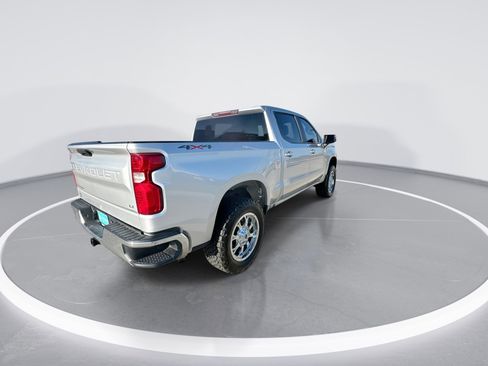 Used 2020 Chevrolet Silverado 1500 LT image 8