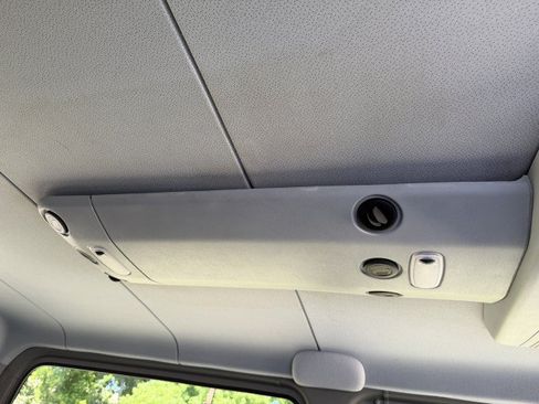 Used 2017 Mercedes-Benz Sprinter 2500 image 60