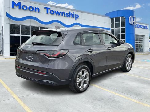 Used 2023 Honda HR-V LX image 6