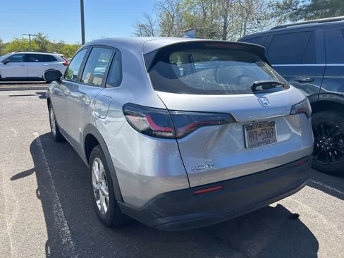 Used 2023 Honda HR-V LX image 2