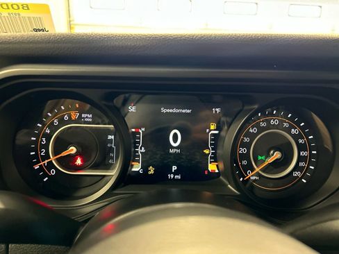 New 2026 Jeep Gladiator Sport image 20