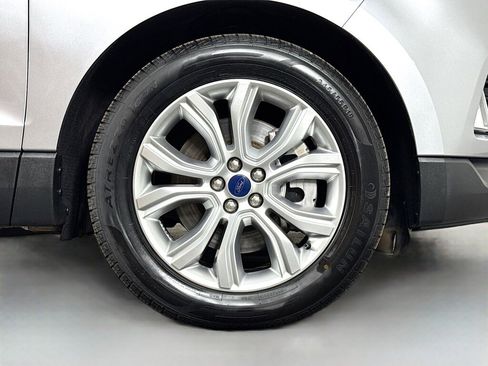 Used 2022 Ford Edge Titanium image 40