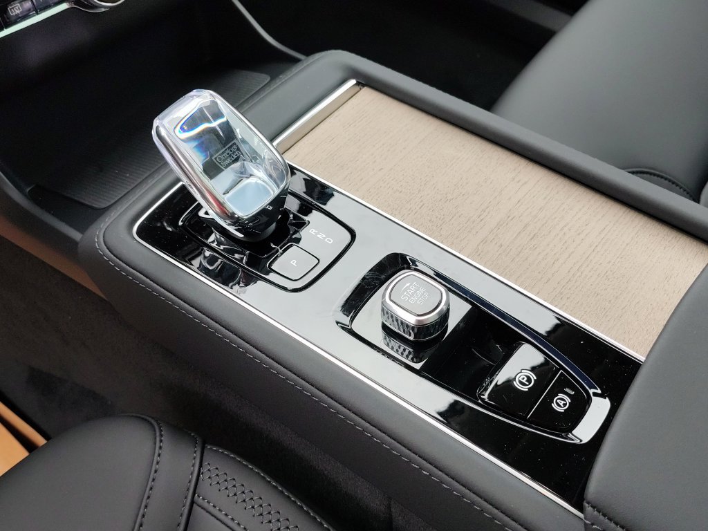 New 2027 Volvo XC90 B5 Core AWD/4WD image 20
