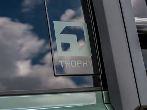New 2026 Land Rover Defender 110 Trophy Edition AWD/4WD image 69