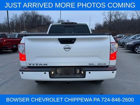 Used 2017 Nissan Titan SL image 6
