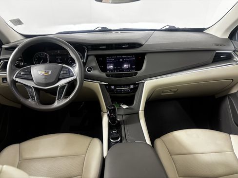 Used 2022 Cadillac XT5 Premium Luxury image 37