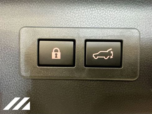 Used 2026 Subaru Forester Premium image 28