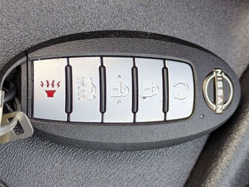 Used 2025 Nissan Altima 2.5 SV FWD image 29