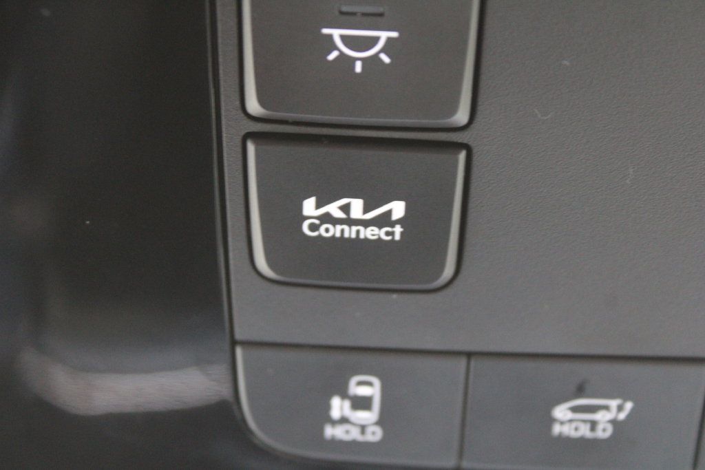 Certified 2025 Kia Carnival EX FWD image 63