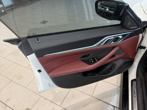 Used 2025 BMW i4 xDrive40i w/ M Sport Package image 8