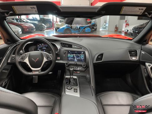 Used 2019 Chevrolet Corvette Z06 RWD image 12