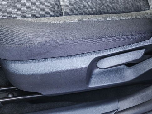 Used 2025 Toyota Camry LE image 22