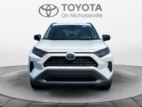 Used 2022 Toyota RAV4 LE AWD/4WD image 9
