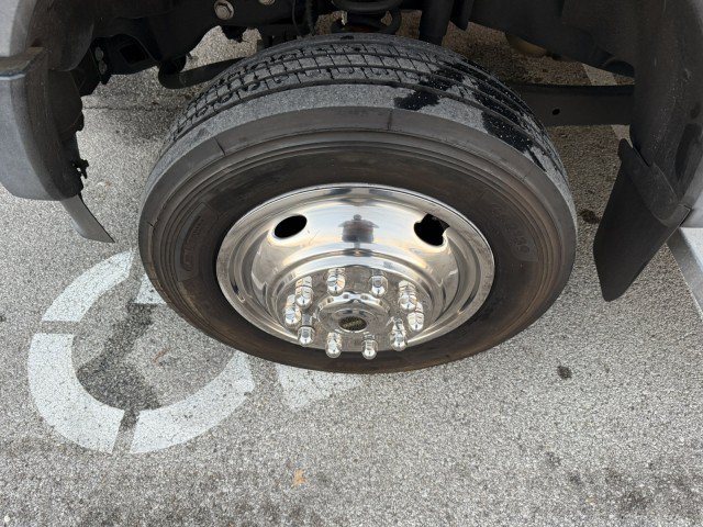 Used 2021 Ford F550 2WD Regular Cab Super Duty image 14