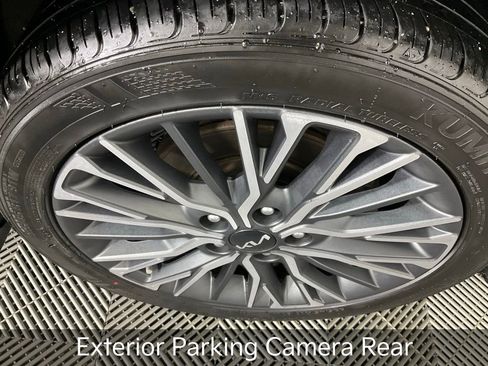 Certified 2023 Kia Forte GT-Line image 11