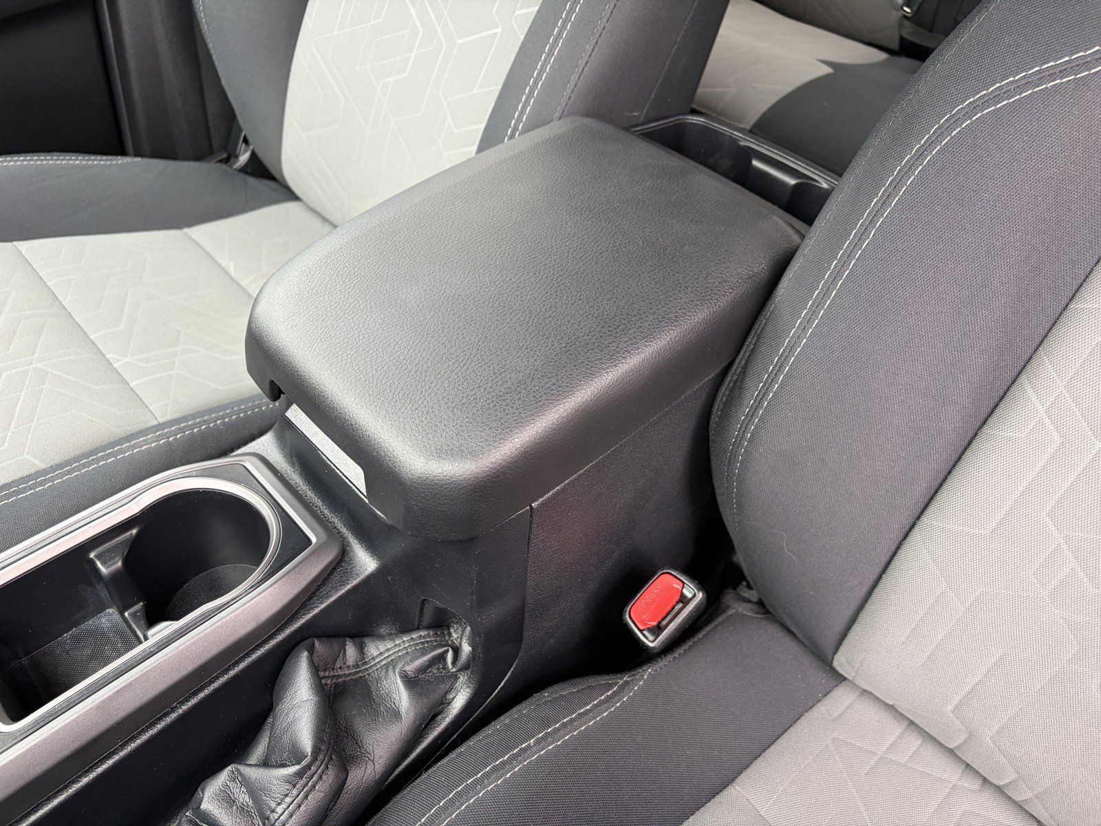 Used 2022 Toyota Tacoma TRD Sport w/ Technology Package AWD/4WD image 22