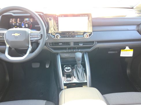 New 2026 Chevrolet Colorado W/T AWD/4WD image 12