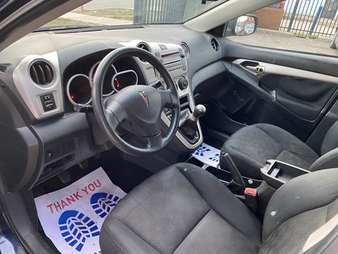 Used 2010 Pontiac Vibe image 3