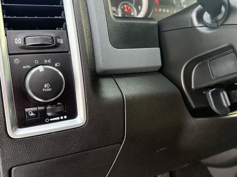 Used 2019 RAM 1500 Classic Warlock image 20