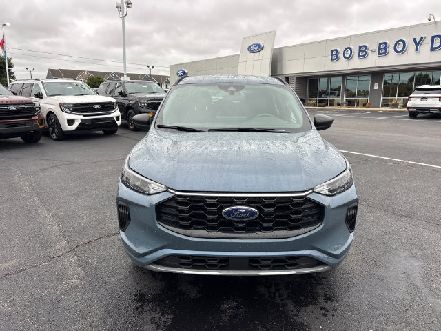 Certified 2023 Ford Escape ST-Line w/ Tech Pack #1 AWD/4WD image 2