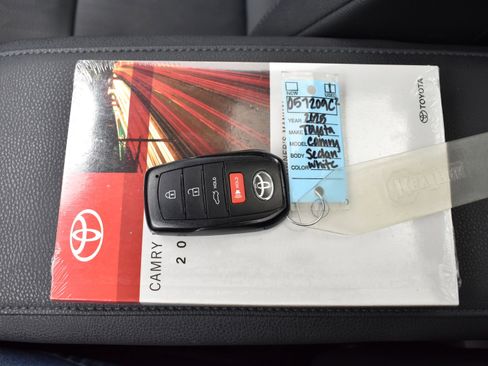 Used 2025 Toyota Camry XSE image 19