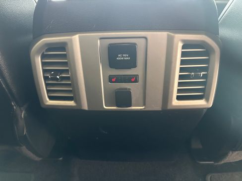 Used 2016 Ford F150 Lariat w/ Equipment Group 502A Luxury AWD/4WD image 16
