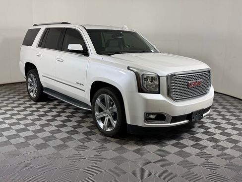Used 2016 GMC Yukon Denali w/ Open Road Package image 2