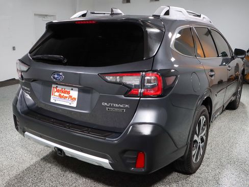 Used 2022 Subaru Outback Touring image 7