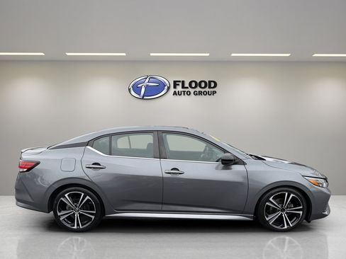 Used 2020 Nissan Sentra SR image 4