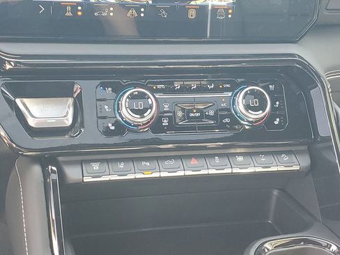 New 2026 GMC Sierra 2500 AT4X image 19