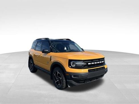 Used 2022 Ford Bronco Sport Outer Banks w/ Tech Package AWD/4WD image 7