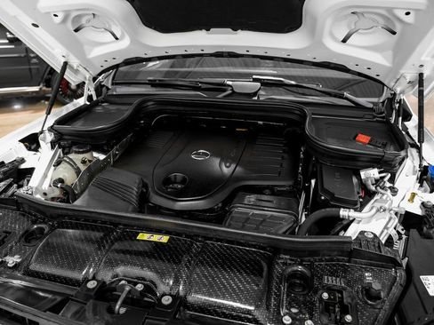 Used 2024 Mercedes-Benz GLS 450 4MATIC image 47