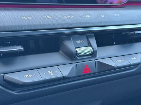 New 2026 Kia EV9 Land image 21