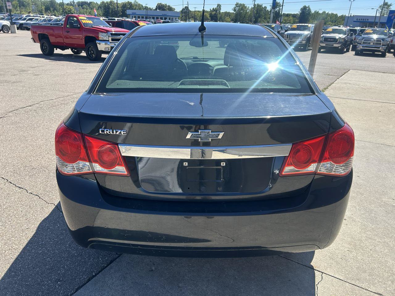 Used 2014 Chevrolet Cruze LS FWD image 6