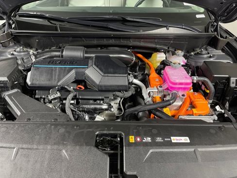 Certified 2025 Hyundai Tucson SEL image 9